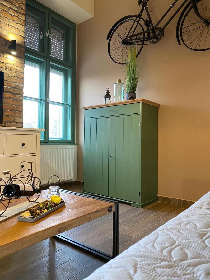 Pedal Apartman Szeged City公寓 外观 照片